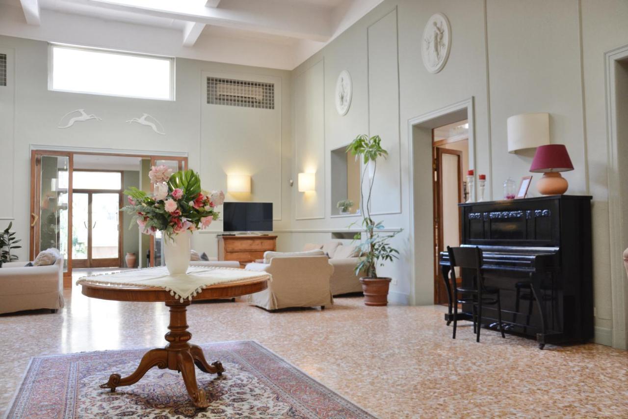 Hotel Touring Wellness & Beauty Фиджи Экстерьер фото